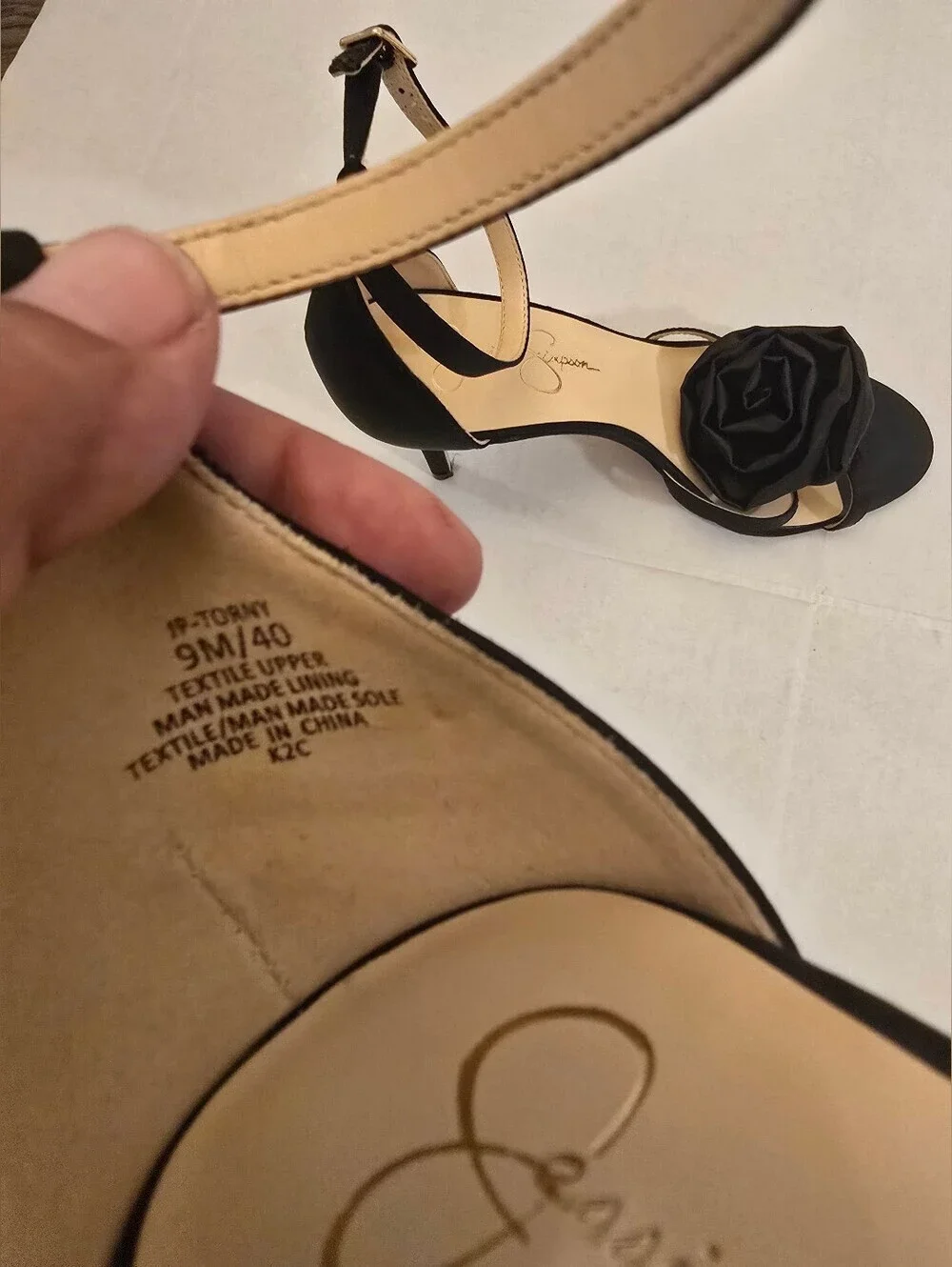 Jessica Simpson Torny Black Rose Sandals Size 9